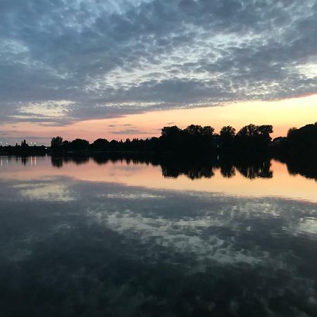 Premium Lake Lodges Chichester Exteriér fotografie